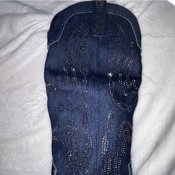Women’s Denim Blue Heeled Boots Western Style size 8 1/2 - Picture 5 of 5